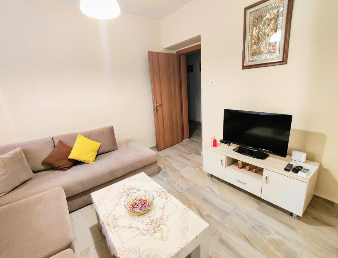 Tirana City Center Apartment Exteriör bild