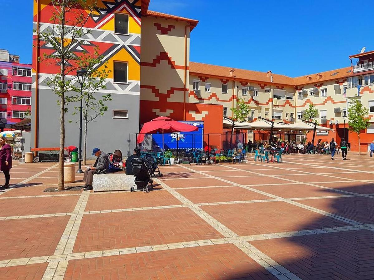 Tirana City Center Apartment Exteriör bild