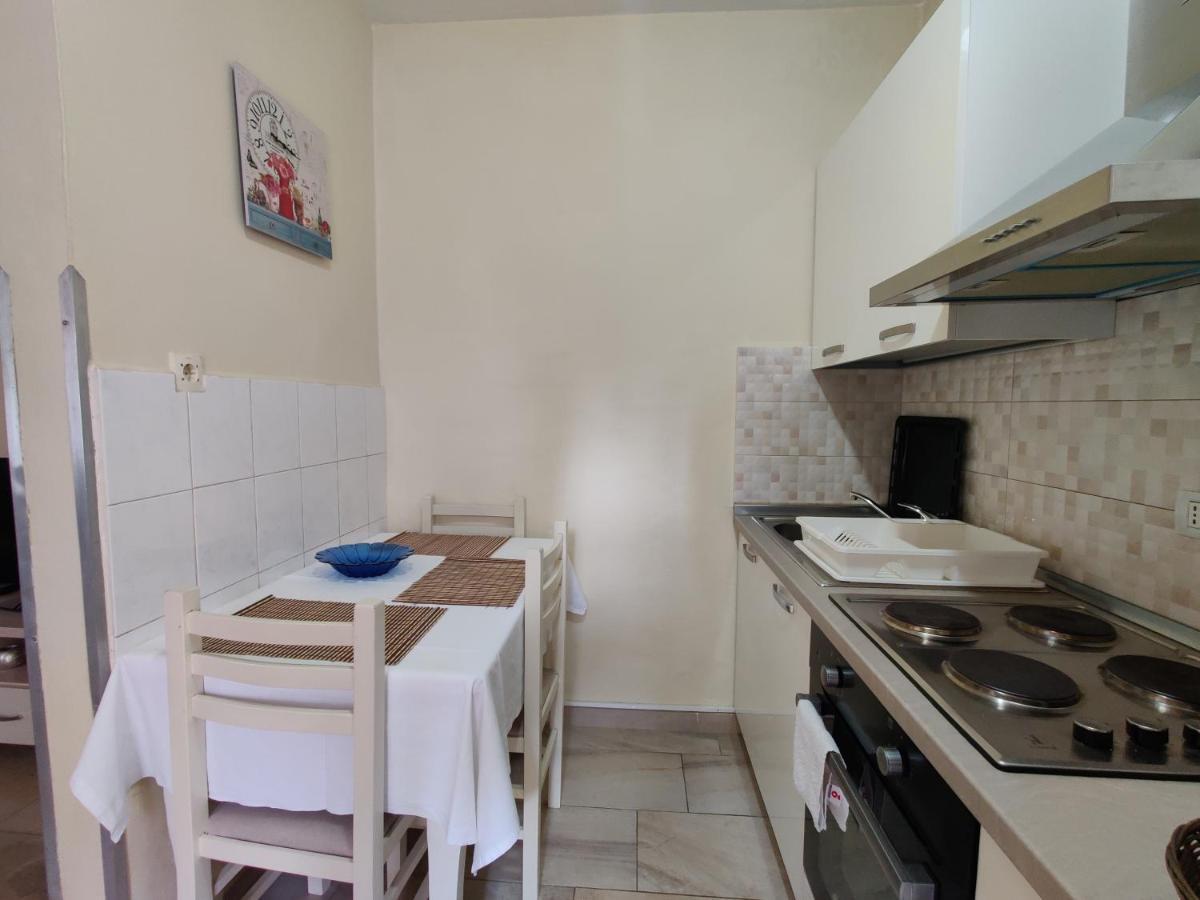 Tirana City Center Apartment Exteriör bild