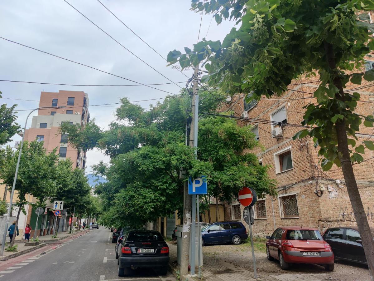 Tirana City Center Apartment Exteriör bild