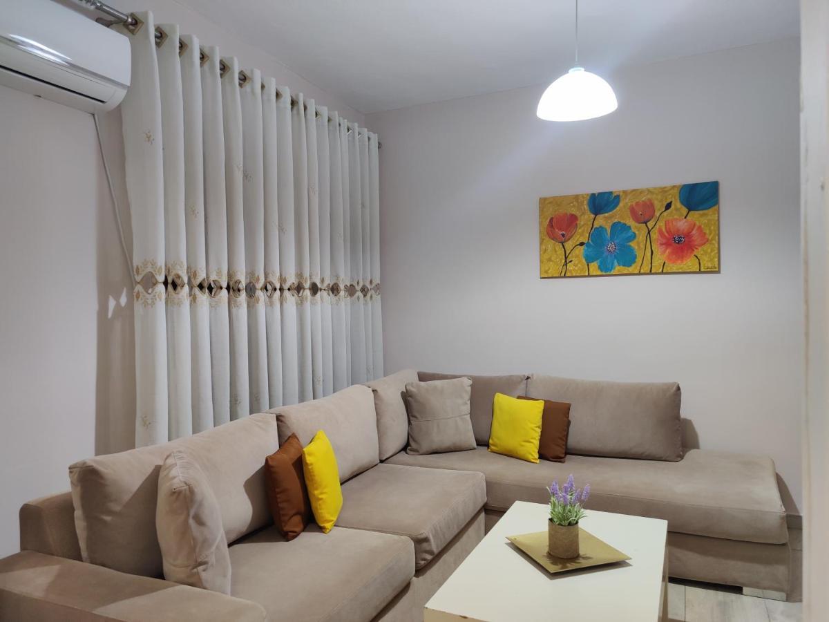 Tirana City Center Apartment Exteriör bild